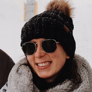 Meet your Posher, Nora